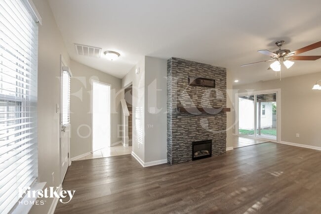 Photo - 5802 Crosswinds Ct