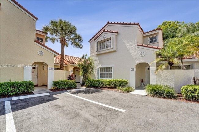1361 Springside Dr