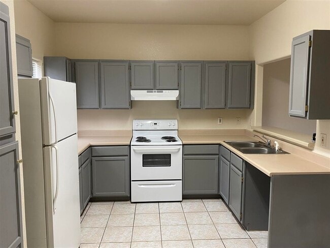 Photo - 4101 Tilden Ave Unit 11 B