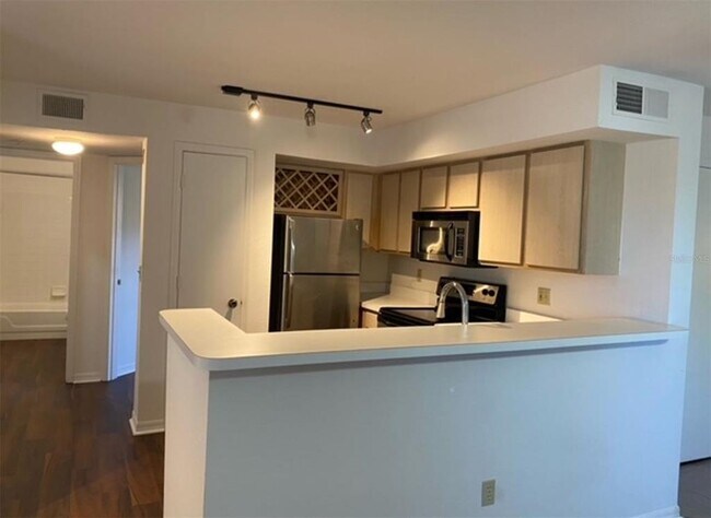 Photo - 7300 Westpointe Blvd Unit 723