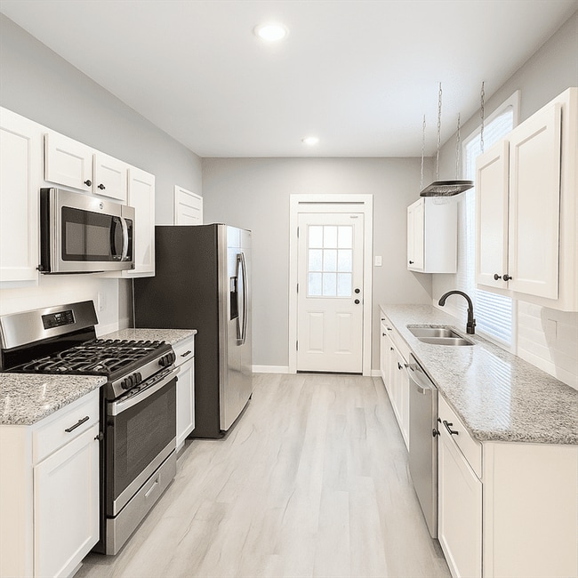 Photo - 5138 Globe Ave