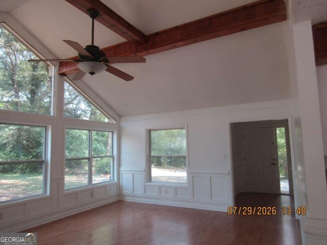 Photo - 513 Juniper Way