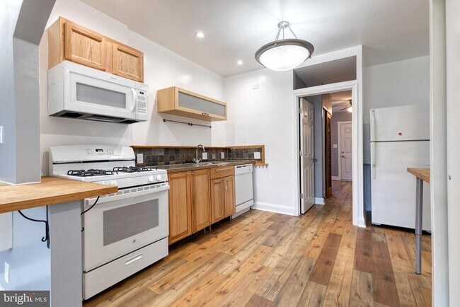 Photo - 422 Folcroft St