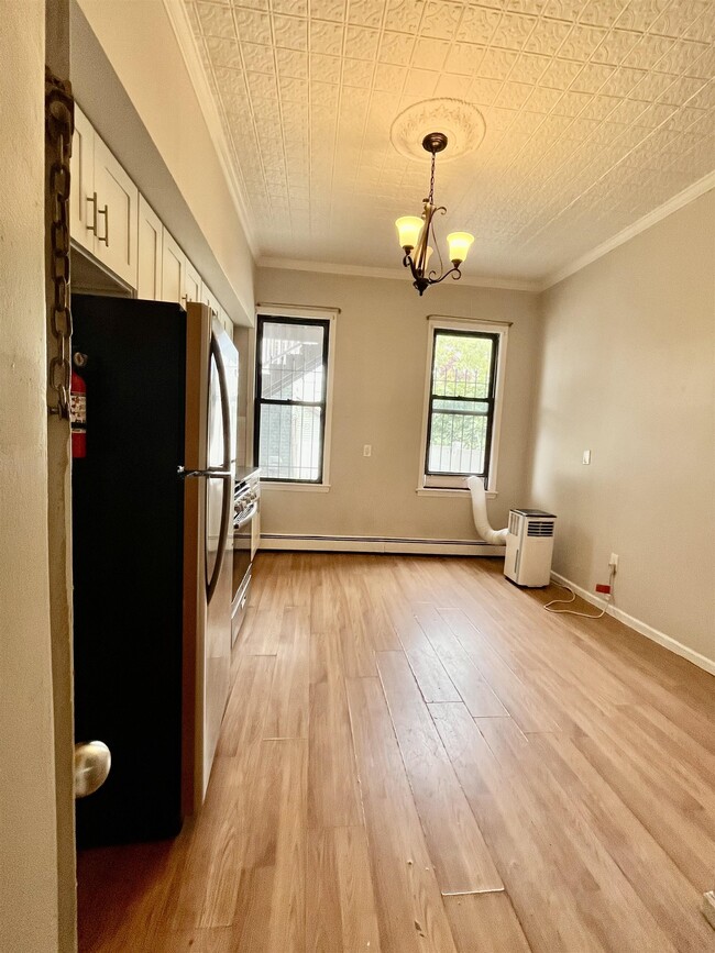 Photo - 512 21st St Unidad 1