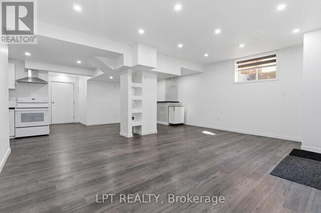 Photo - 3401 Regiment Rd
