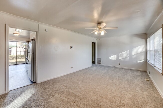 Photo - 3 Bed | 1 Bath