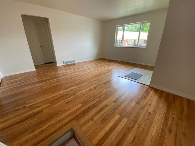 Photo - Lakewood living!