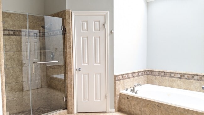 Photo - 1918 Shadow Forest Dr