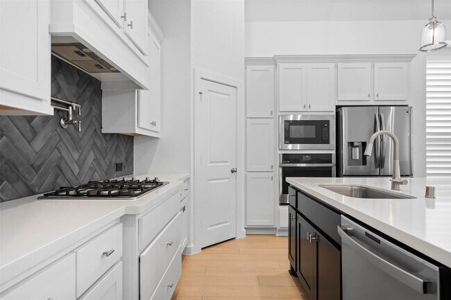 Photo - 16815 Lupine Mdw Ln