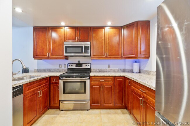 Photo - 101 Royal Pk Dr Unit 1C