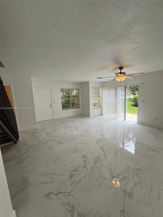 Photo - 2174 Champions Way