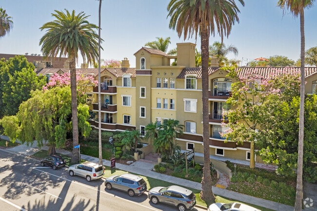 Building Photo - 2201 Beverly Glen Blvd. Rental