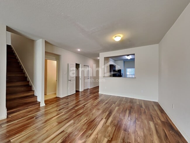 Photo - 12318 Commander Dr