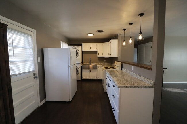 Photo - Awesome 4 bedroom home located just a shor...