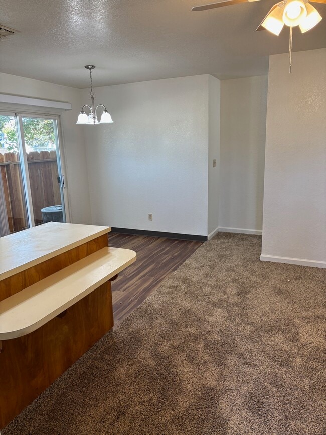 Photo - 901 Trinity Ave