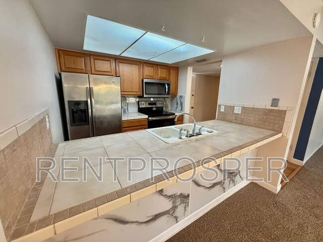 Photo - 6019 Windhover Dr Unidad C10-2