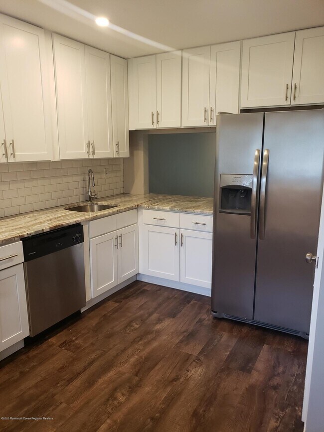 207 Covered Bridge Blvd House House Rental in Englishtown, NJ