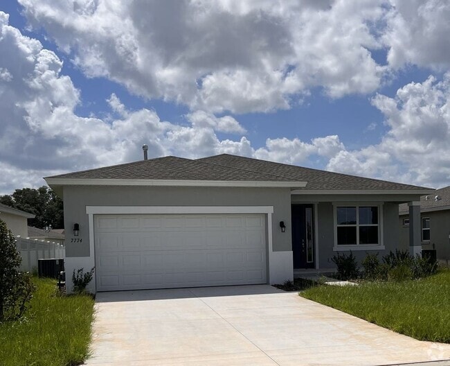 Building Photo - 7774 SW 59th St Rental