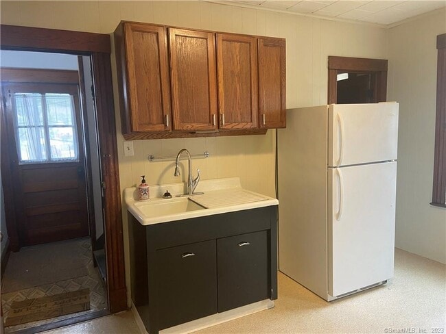 Photo - 53 Oakwood Ave Apartment Unit #2