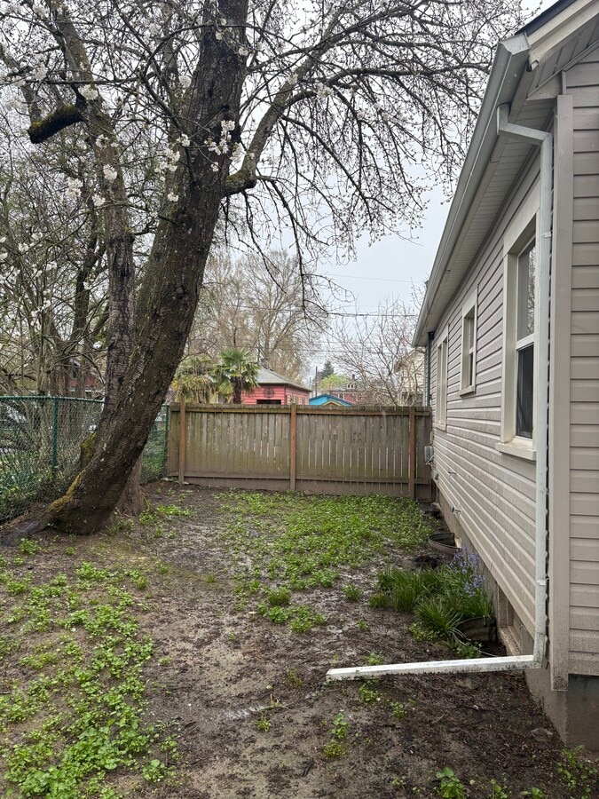 Photo - 2542 SE 18th Ave