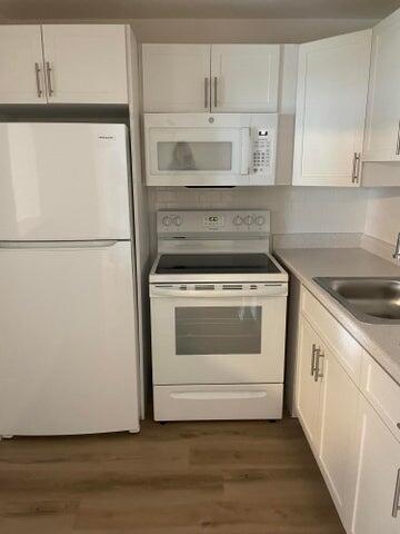 Photo - 407 Sheffield N Unit Q