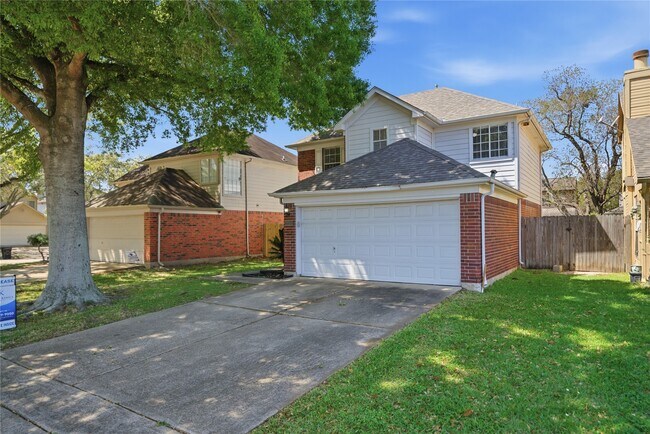 Photo - 2034 Greenwest Dr