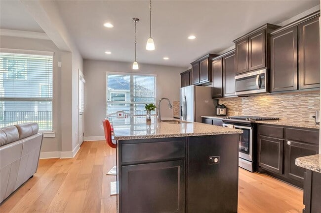 Photo - 9302 McKnight Loop