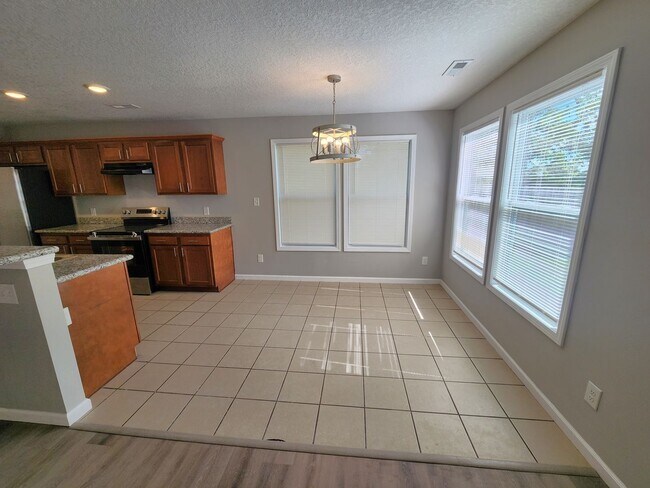 7110 SW Greenview Dr