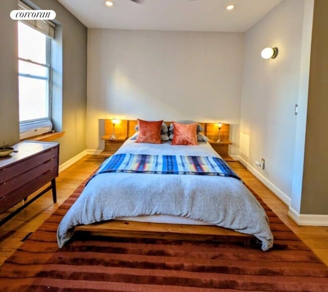 Photo - 811 Walton Ave