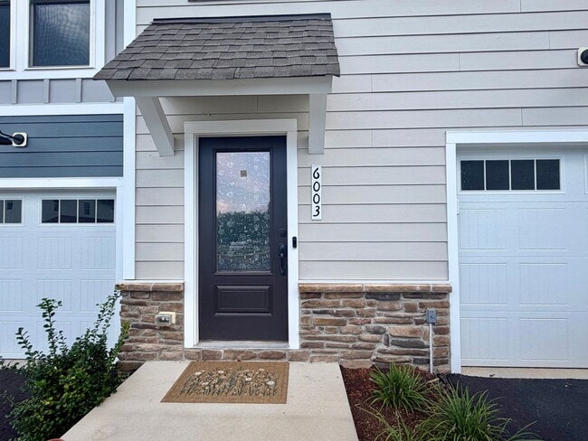 Photo - 6003 McComb St