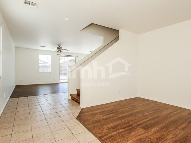 Photo - 3213 W Apollo Rd