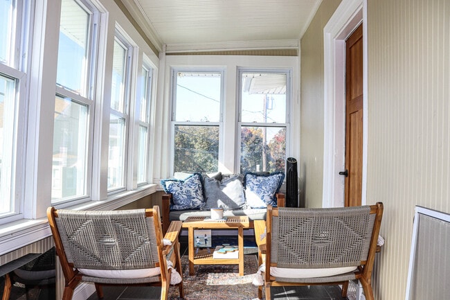 Photo - 36 Lancaster St Apartments Unit 2