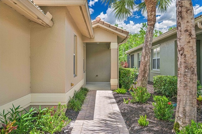 Photo - ** NOW AVAILABLE ** Villa in Bella Terra - 2bed/2 bath plus den
