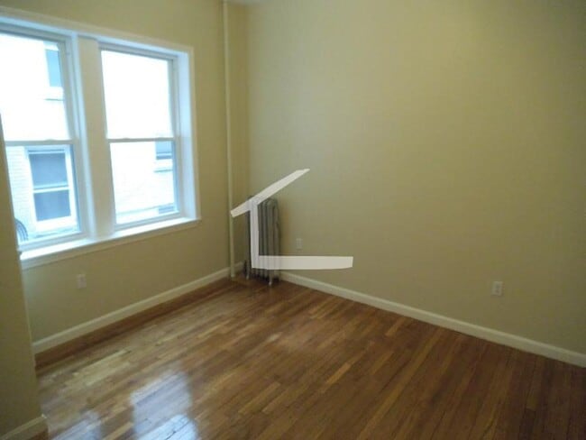 Photo - Updated 3 Bedroom Available 4/15/26- On the Green Line