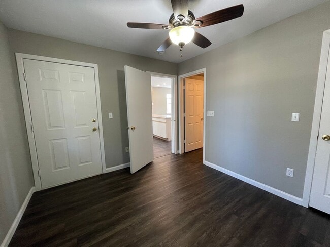 Photo - 2 bedroom 2 bath Apartment for Rent in Branson, Missouri - Walk IN Unit 201