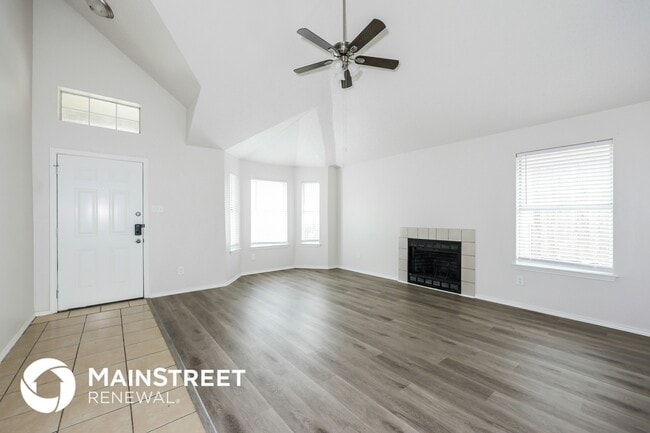 Photo - 910 Ragland Dr