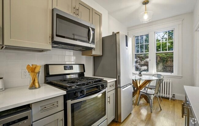 Building Photo - 5 Crawford St Unit 3 Rental