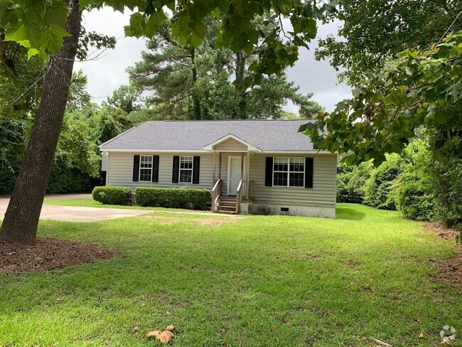 Building Photo - 2112 Wisteria Dr Rental