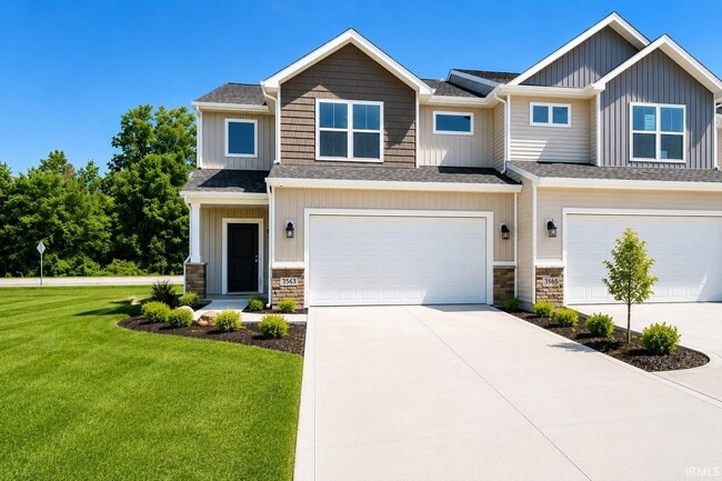 Building Photo - 3563 Canal Square Dr