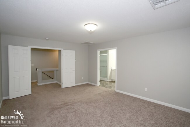 Photo - Beautifully Updated 4Bdm 3Ba Two-Story Home Located in the Heart of Southern Highlands!