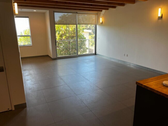 Photo - 411 Dondee Way Unit E