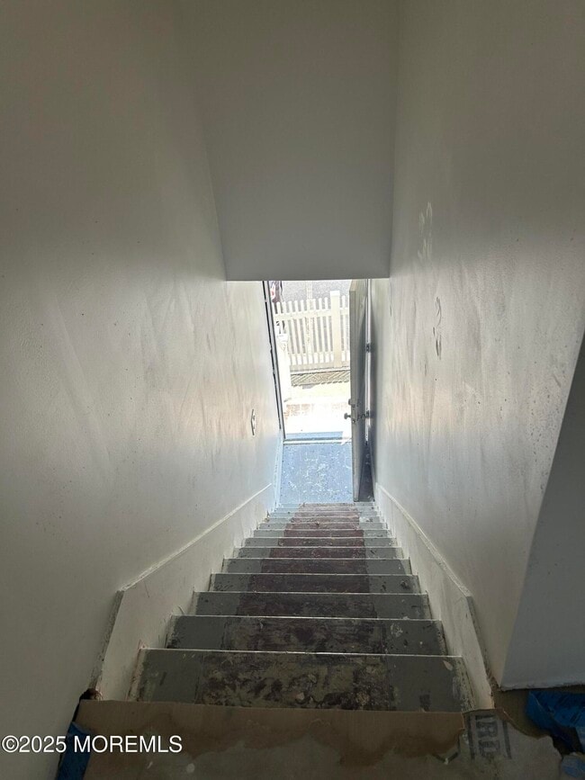 Photo - 701 B 15th Ave