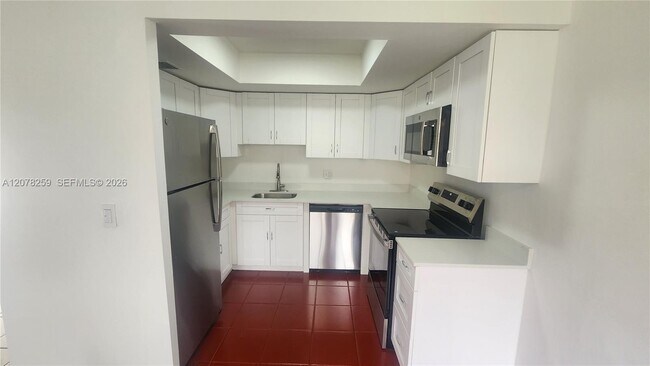2138 NW 57th Ave Unit 13-C