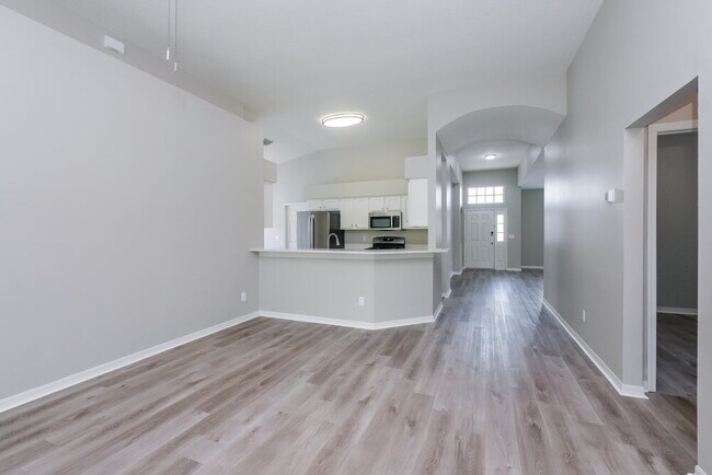 Photo - 1614 Wakefield Dr