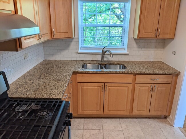 Photo - 1216 Harvard Terrace Unidad 18-2