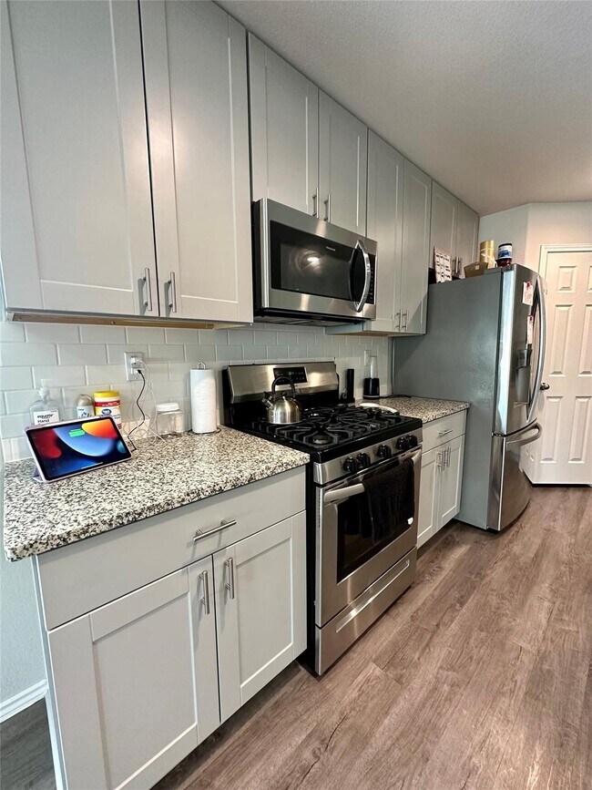 Photo - 4231 Tulip Oak Dr