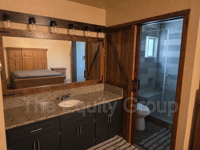 Photo - 1110 E Rose Ct