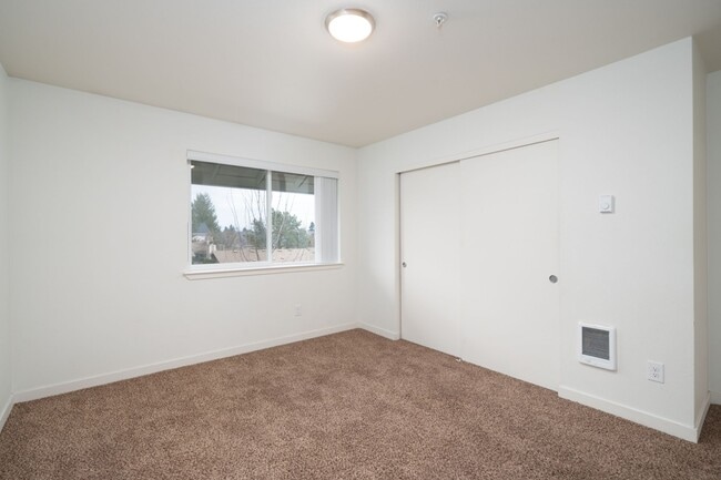 Photo - Wygant Apartments