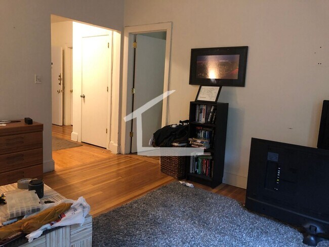 Photo - Awesome two bedroom in the heart of Brookline