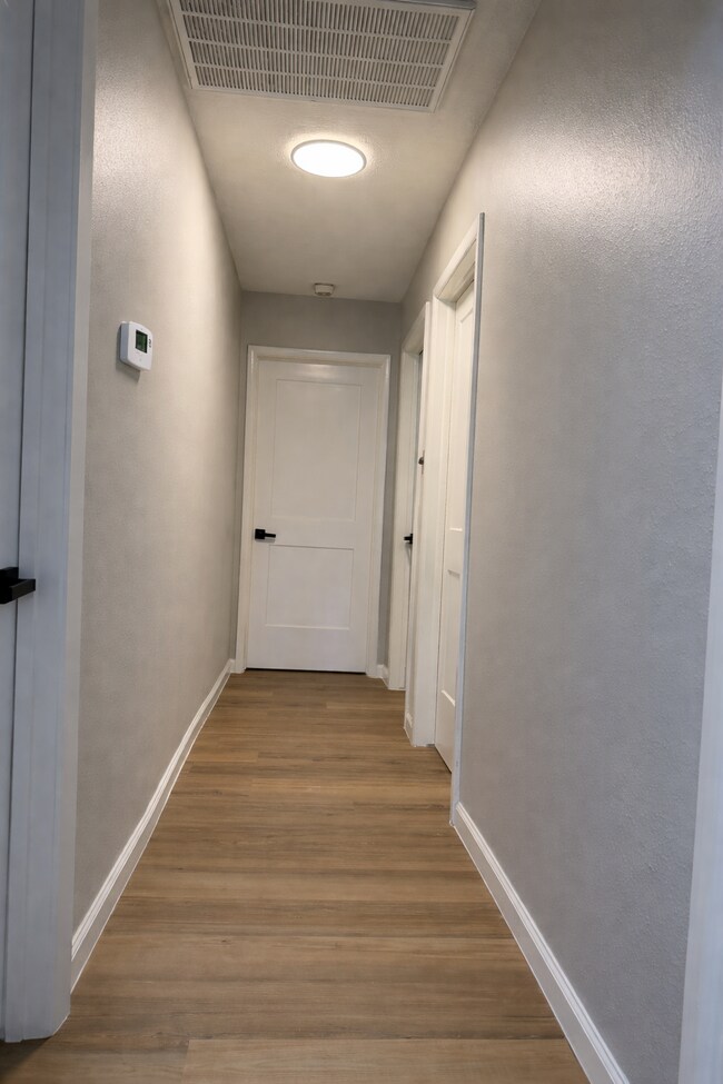 Photo - 1612 Jane Dr